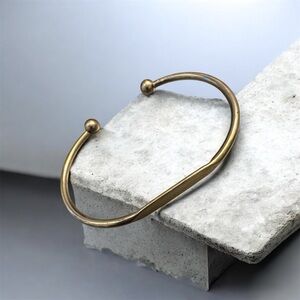 Elegant silver  Open Cuff Bracelet